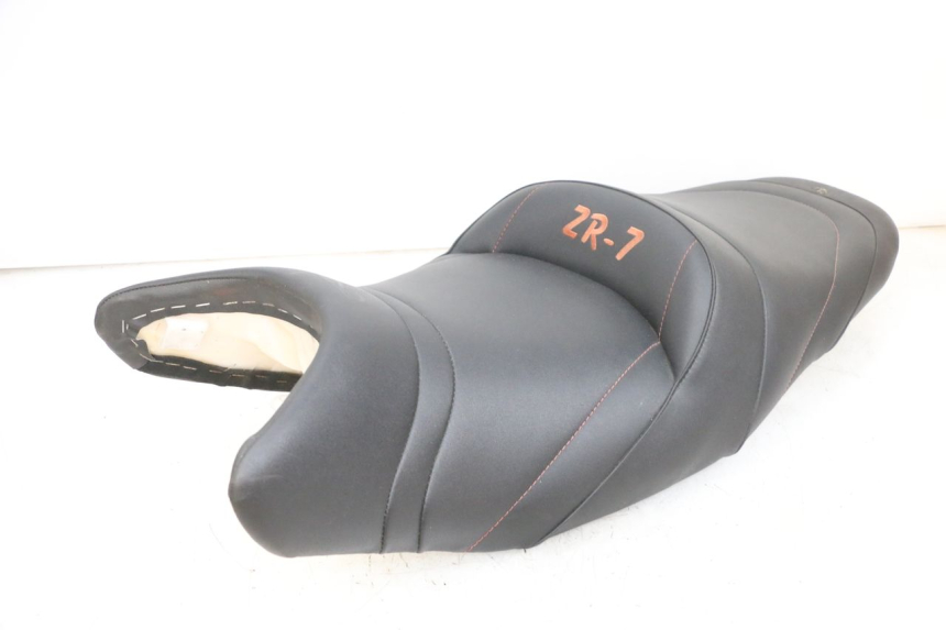 photo de ASIENTO KAWASAKI ZR 7 750 (1999 - 2001) - Otra vista del artículo