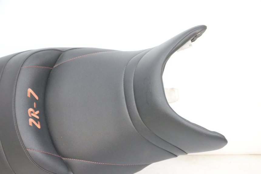 photo de ASIENTO KAWASAKI ZR 7 750 (1999 - 2001) - Foto de producto adicional