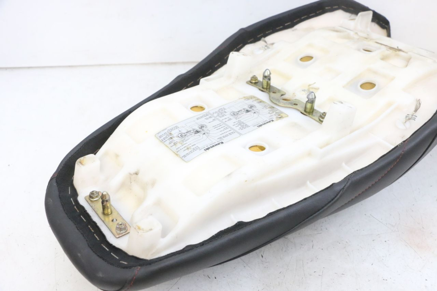 photo de ASIENTO KAWASAKI ZR 7 750 (1999 - 2001) - Zoom estado de uso