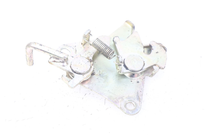 photo de CIERRE ASIENTO HOOK HONDA CBR R 125 (2003 - 2006)