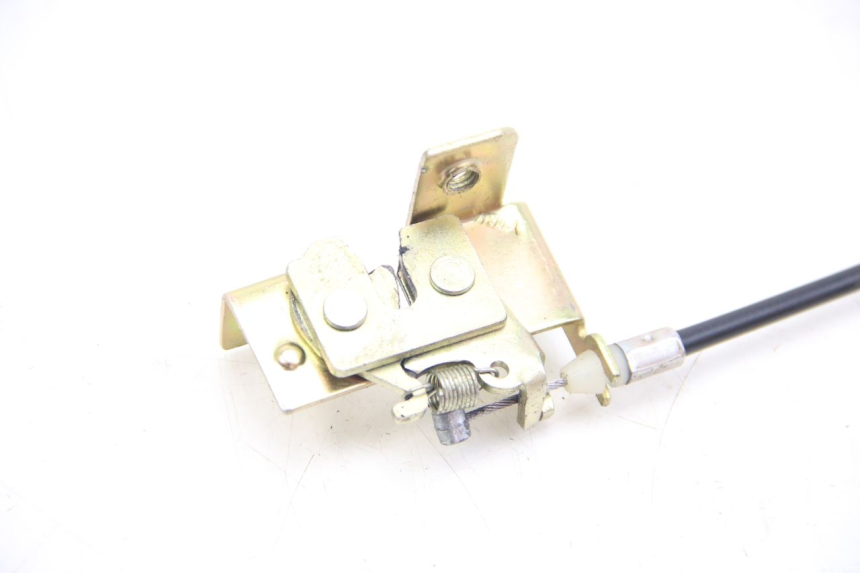photo de CERRADURA DEL ASIENTO JM MOTORS GT LINE 4T 50 (2021 - 2023)