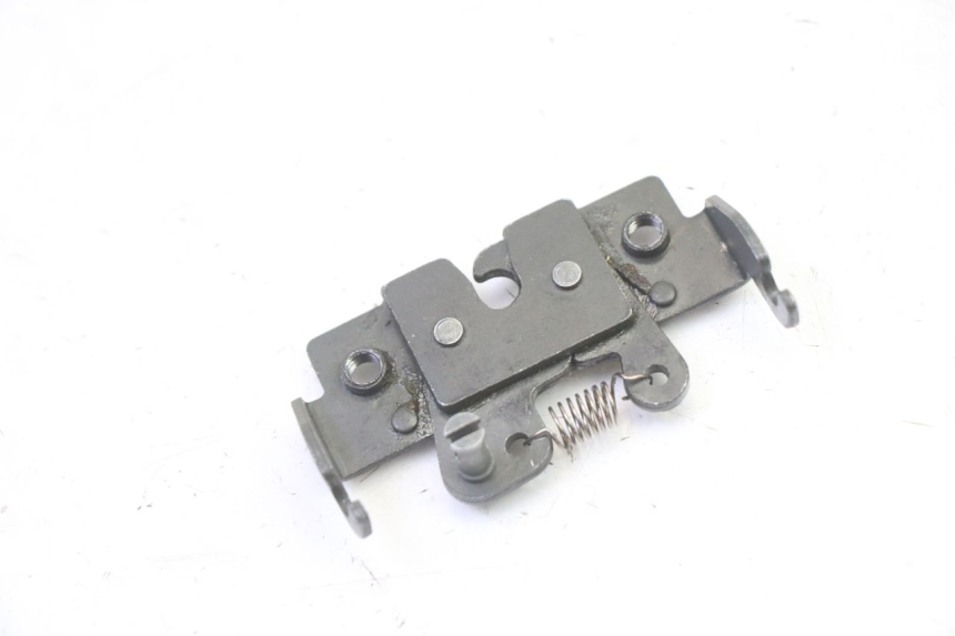photo de CIERRE ASIENTO HOOK PIAGGIO MP3 RL 250 (2007 - 2010)