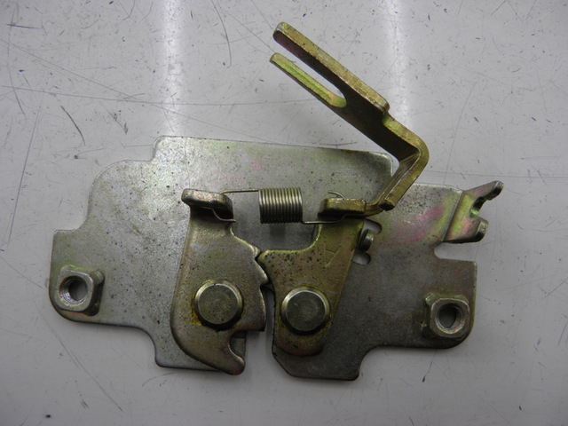 photo de CERRADURA DEL ASIENTO PEUGEOT TWEET 125 (2010 - 2017)