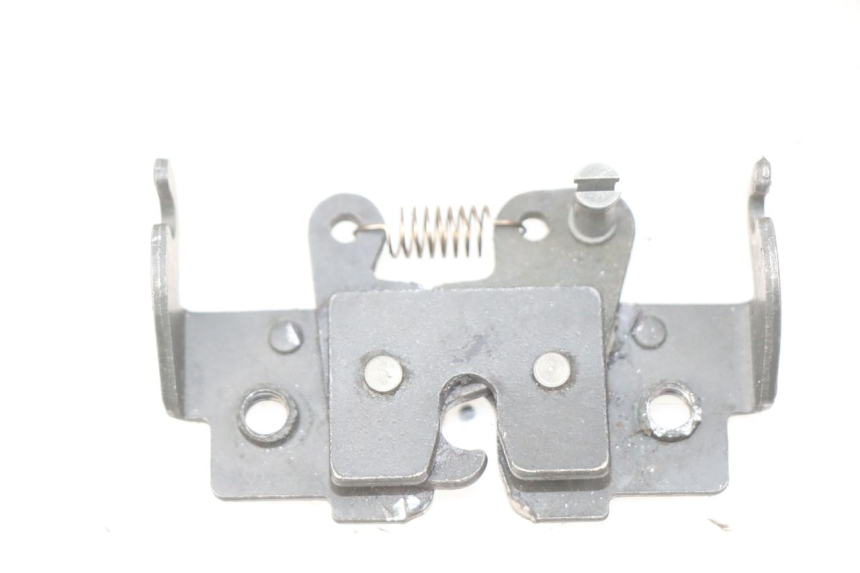 photo de CERRADURA DEL ASIENTO PIAGGIO MP3 LT 300 (2010 - 2016)
