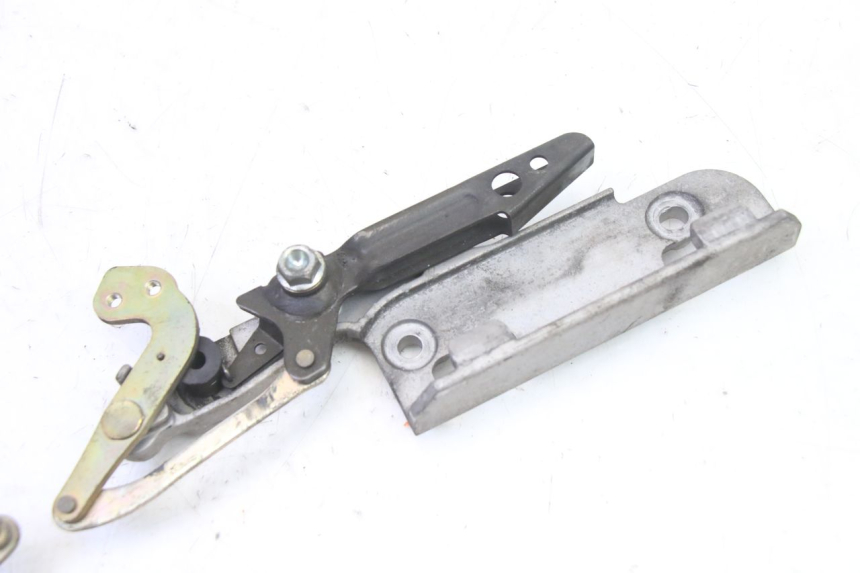 photo de CIERRE ASIENTO HOOK HONDA ST PAN EUROPEAN 1300 (2002 - 2013)