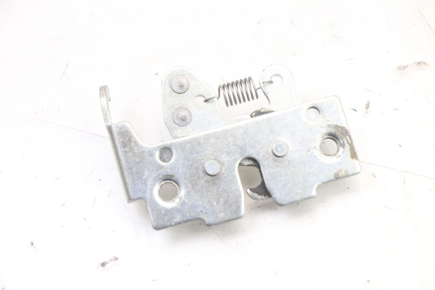 photo de CERRADURA DEL ASIENTO PIAGGIO XEVO - X EVO 125 (2007 - 2017) - Zoom estado de uso