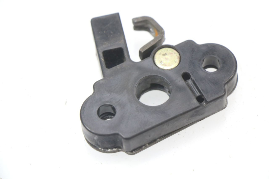 photo de CIERRE ASIENTO HOOK KAWASAKI ZZR 600 (1995 - 2004)