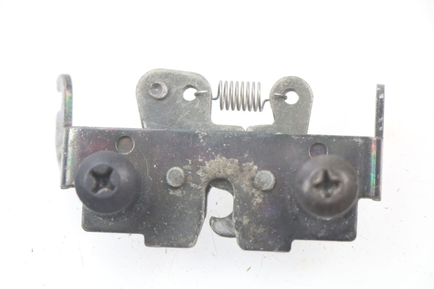 photo de CIERRE ASIENTO HOOK PIAGGIO BEVERLY 125 (1998 - 2005)