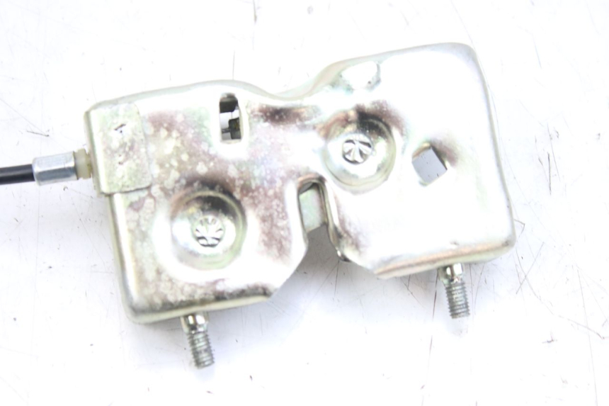 photo de CERRADURA DEL ASIENTO WILDLANDER BISCUIT 125 (2004 - 2010)