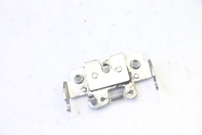 photo de CIERRE ASIENTO HOOK SUZUKI BURGMAN 125 (2007 - 2014)