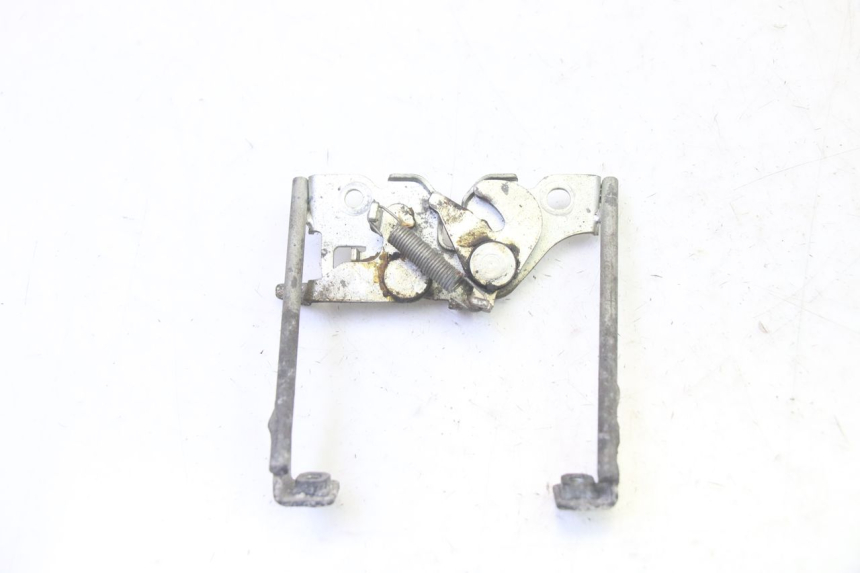 photo de CIERRE ASIENTO HOOK HONDA CBF 125 (2009 - 2015)