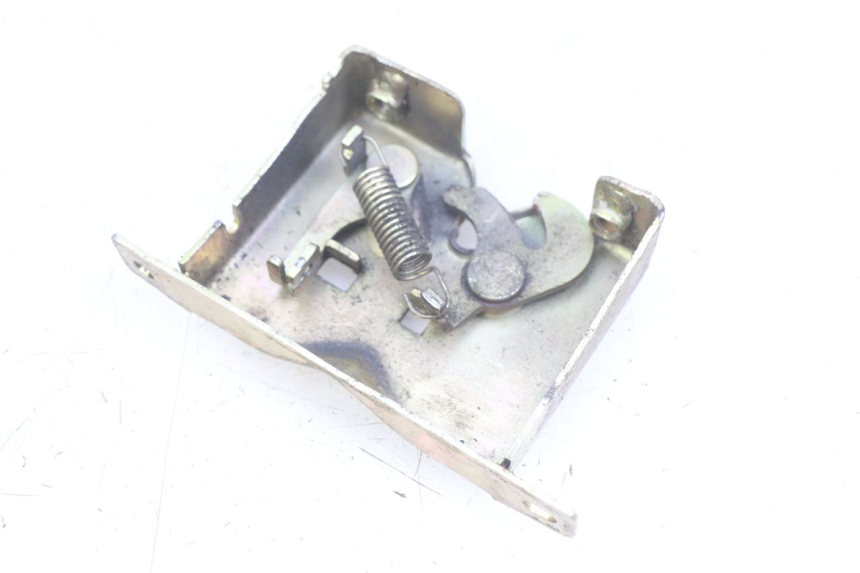 photo de CERRADURA DEL ASIENTO TGB CITY 2 50 (2009 - 2013)