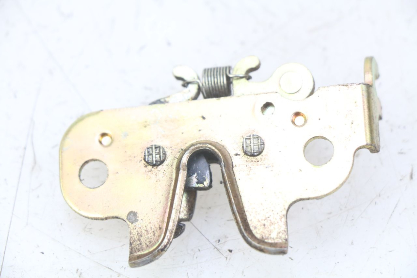 photo de CERRADURA DEL ASIENTO PEUGEOT CITYSTAR 2T 50 (2018 - 2021) - Zoom estado de uso