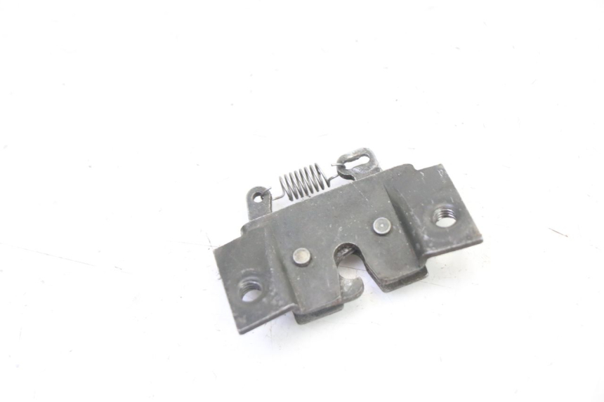 photo de CIERRE ASIENTO HOOK APRILIA CLASSIC 125 (1995 - 2001)