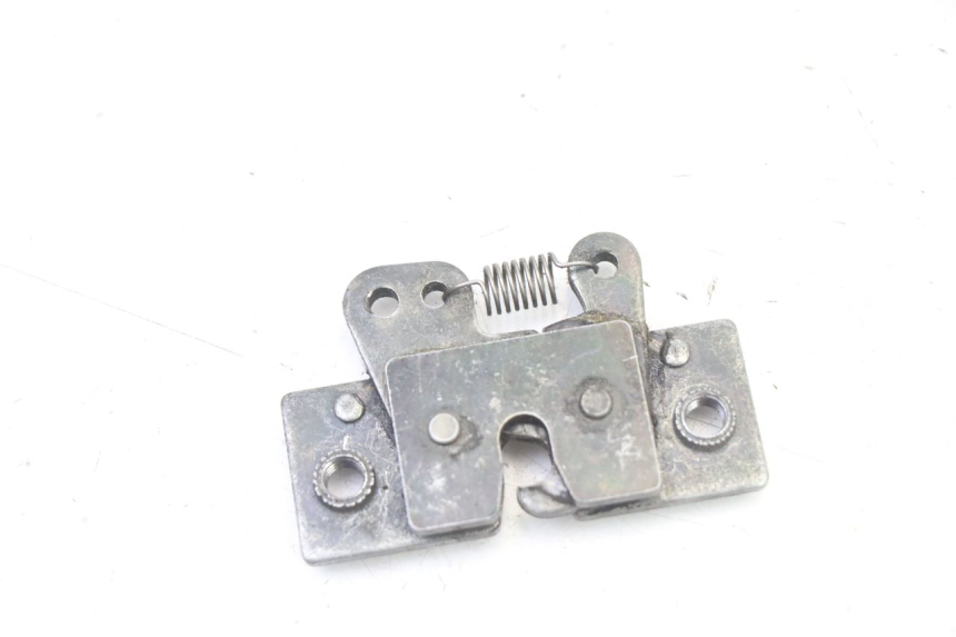 photo de CERRADURA DEL ASIENTO PEUGEOT ELYSEO 125 (1999 - 2004)