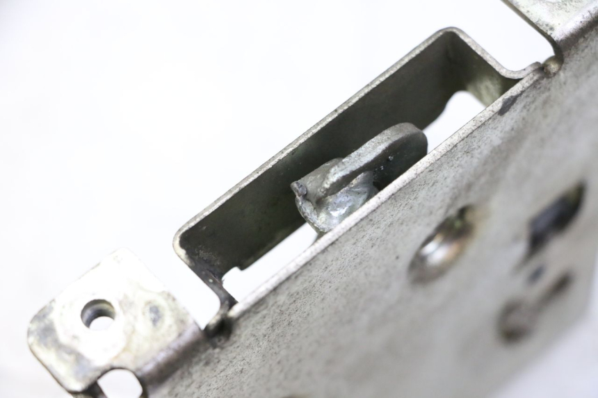 photo de CIERRE ASIENTO HOOK HONDA FES S-WING SWING ABS 125 (2007 - 2015)