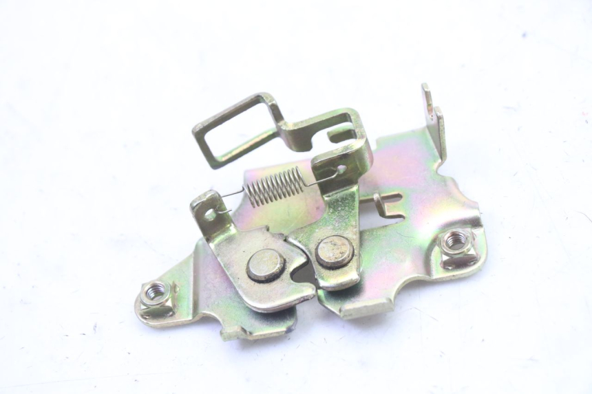 photo de CIERRE ASIENTO HOOK SYM FIDDLE 3 III 50 (2014 - 2020)