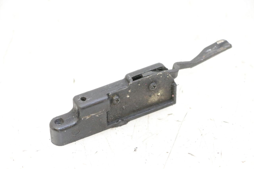 photo de CIERRE ASIENTO HOOK YAMAHA FJ 36Y 1100 (1984 - 1985)