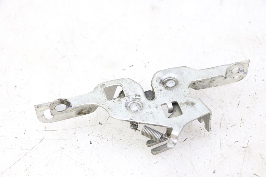 photo de CIERRE ASIENTO HOOK HONDA FORZA ABS 300 (2013 - 2019)