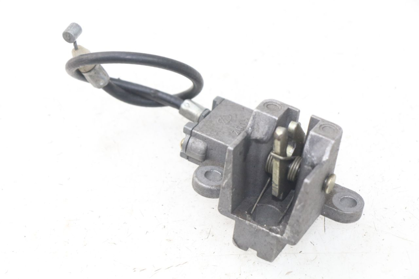 photo de CIERRE ASIENTO HOOK FYM STRADA 50 (2007 - 2014)