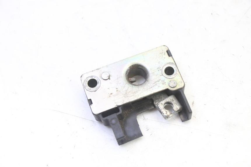photo de CIERRE ASIENTO HOOK BMW G310 R 310 (2016 - 2020)