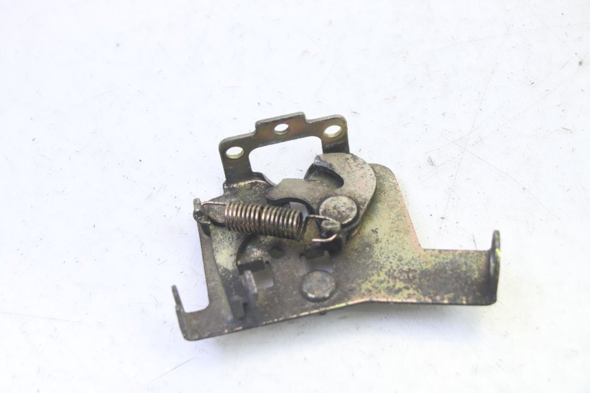 photo de CIERRE ASIENTO HOOK KYMCO GRAND DINK 125 (2002 - 2007)