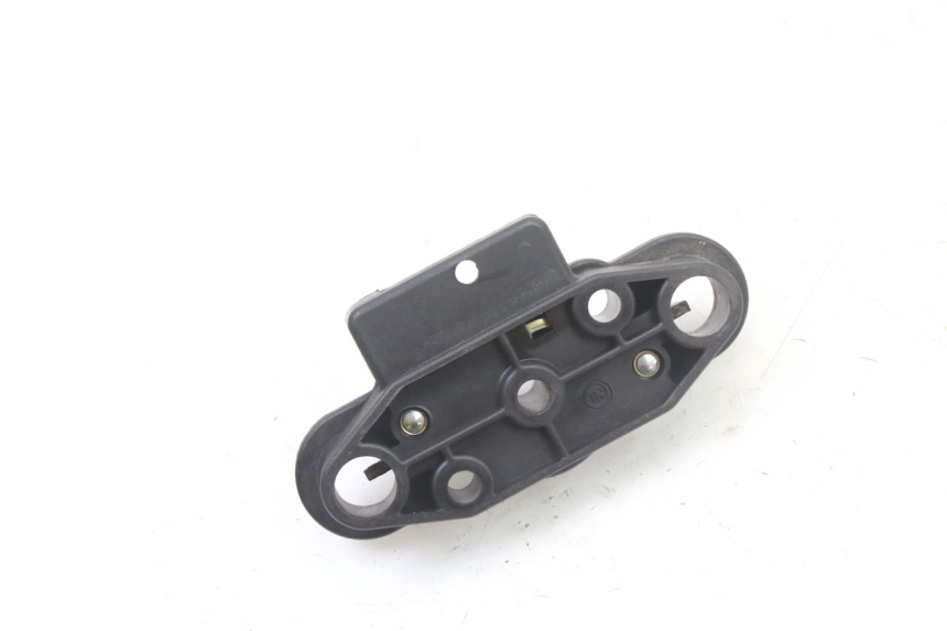 photo de CIERRE ASIENTO HOOK SUZUKI GS GSE 500 (2001 - 2003)