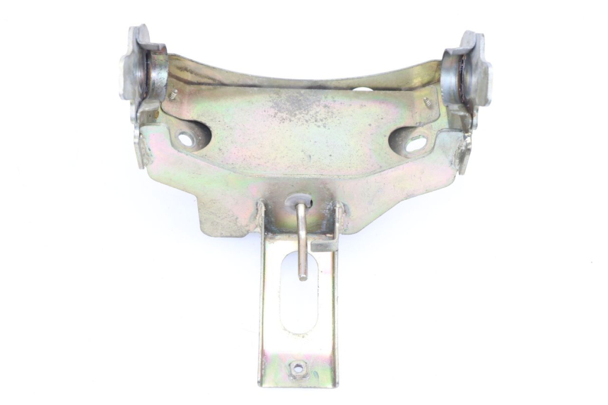 photo de CERRADURA DEL ASIENTO HONDA SCV LEAD 100 (2003 - 2007)