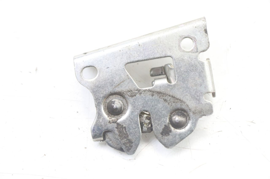 photo de CIERRE ASIENTO HOOK HONDA SH i 300 (2015 - 2020)