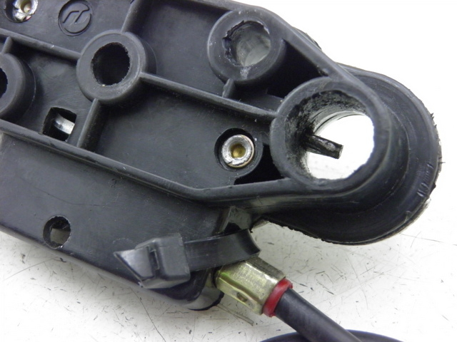 photo de CIERRE ASIENTO HOOK HYOSUNG COMET GT 125 (2002 - 2007)