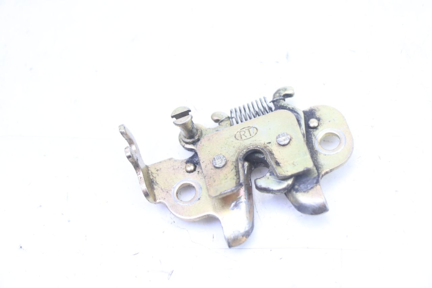 photo de CERRADURA DE ASIENTO PEUGEOT KISBEE 2T 50 (2010 - 2017)