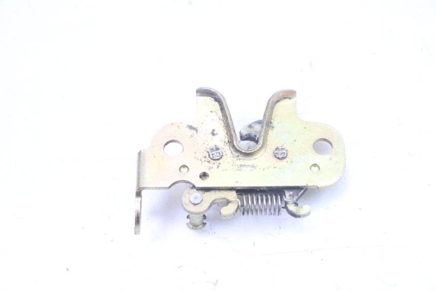 photo de CERRADURA DE ASIENTO PEUGEOT KISBEE 2T 50 (2010 - 2017)