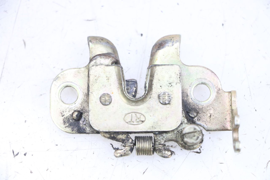 photo de CERRADURA DE ASIENTO PEUGEOT KISBEE 4T 50 (2010 - 2017)