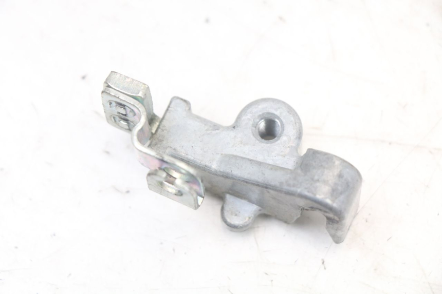 photo de CIERRE ASIENTO HOOK MASAI SCRAMBLER SPORT 125 (2021 - 2025)