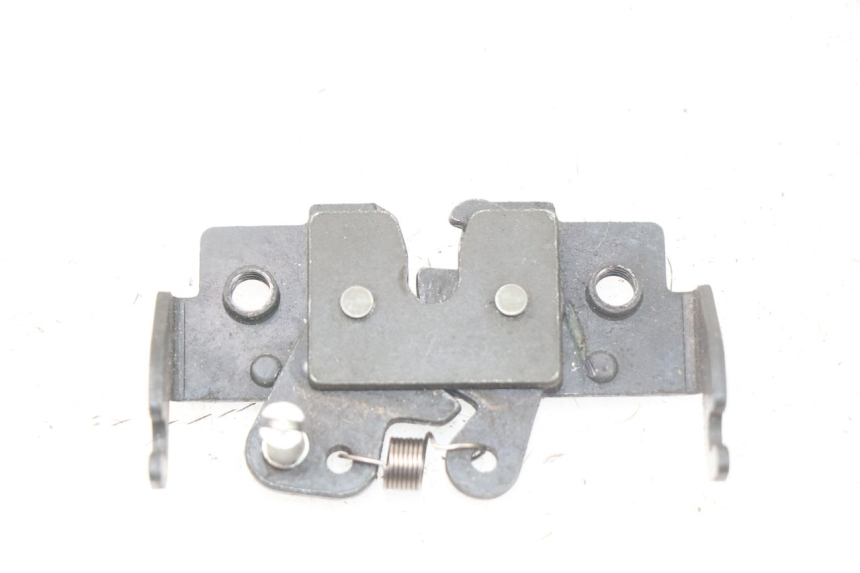 photo de CERRADURA DE ASIENTO PIAGGIO MP3 125 (2006 - 2014)