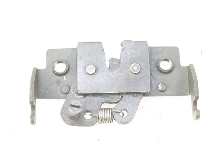 photo de CERRADURA DEL ASIENTO PIAGGIO MP3 500 (2011 - 2015)