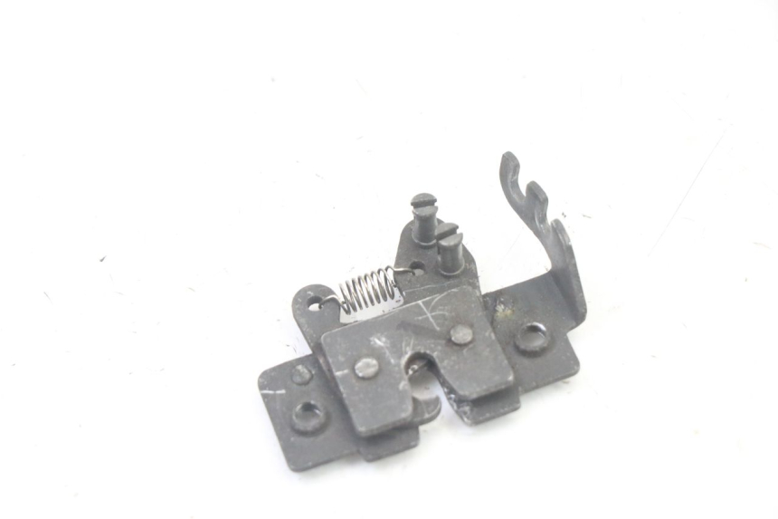 photo de CERRADURA DEL ASIENTO PIAGGIO MP3 500 (2011 - 2015)