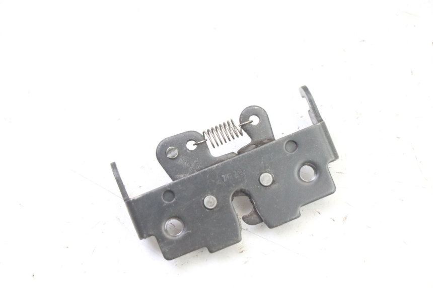 photo de CIERRE ASIENTO HOOK PIAGGIO NRG POWER PUREJET 50 (2018 - 2021)