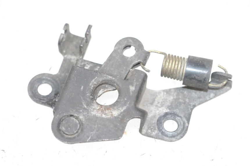 photo de CIERRE ASIENTO HOOK HONDA NSR R 125 (1994 - 2003) - Primer plano técnico