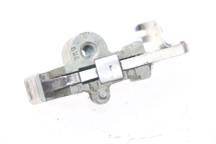 photo de CIERRE ASIENTO HOOK HONDA NSS EX FORZA 250 (2005 - 2013)