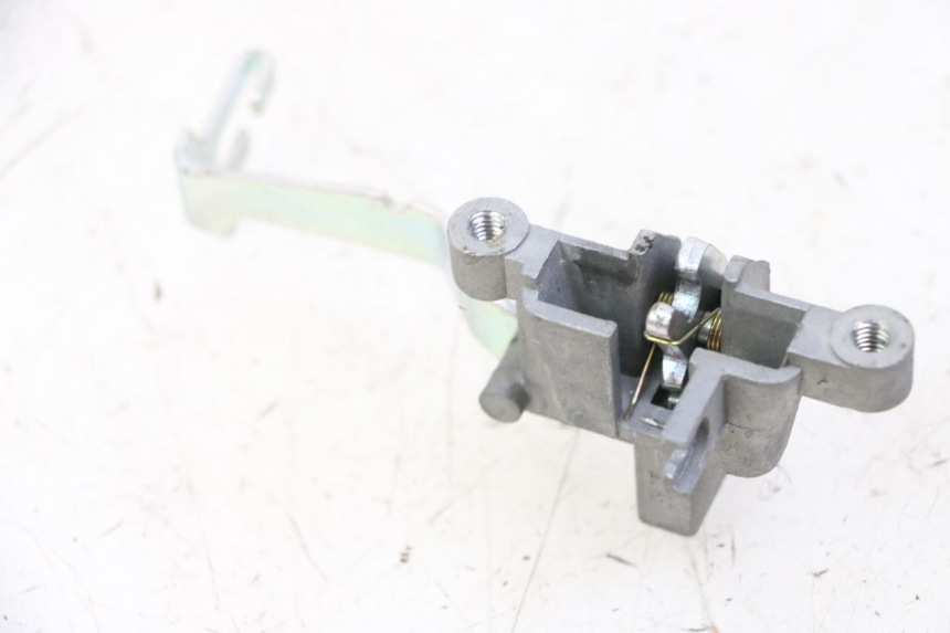 photo de CIERRE ASIENTO HOOK JM MOTORS OLDIES GT 4T 50 (2018 - 2025)