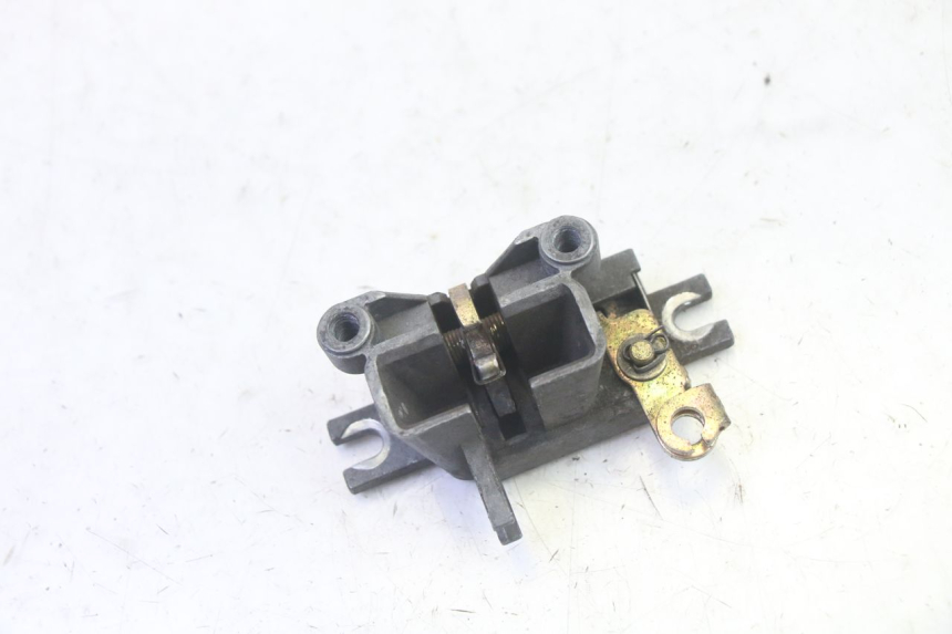 photo de CIERRE ASIENTO HOOK SYM ORBIT III 3 4T 50 (2021 - 2025) - Zoom estado de uso