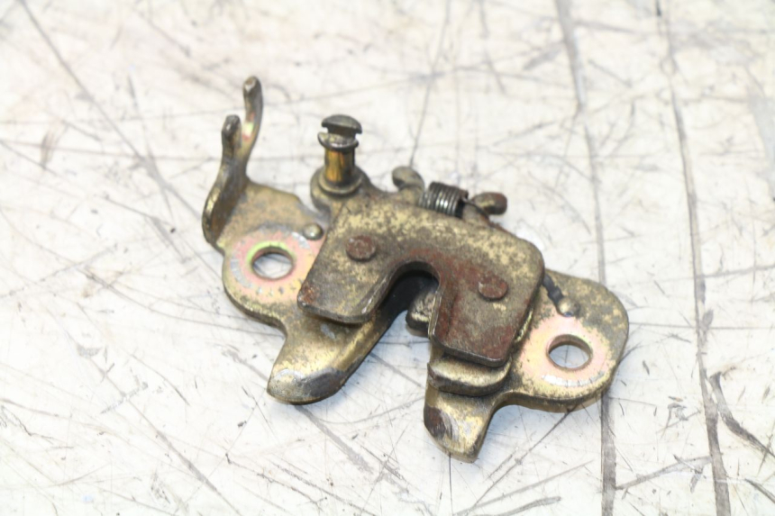 photo de CERRADURA DE ASIENTO PEUGEOT CITYSTAR 50 (2013 - 2017)