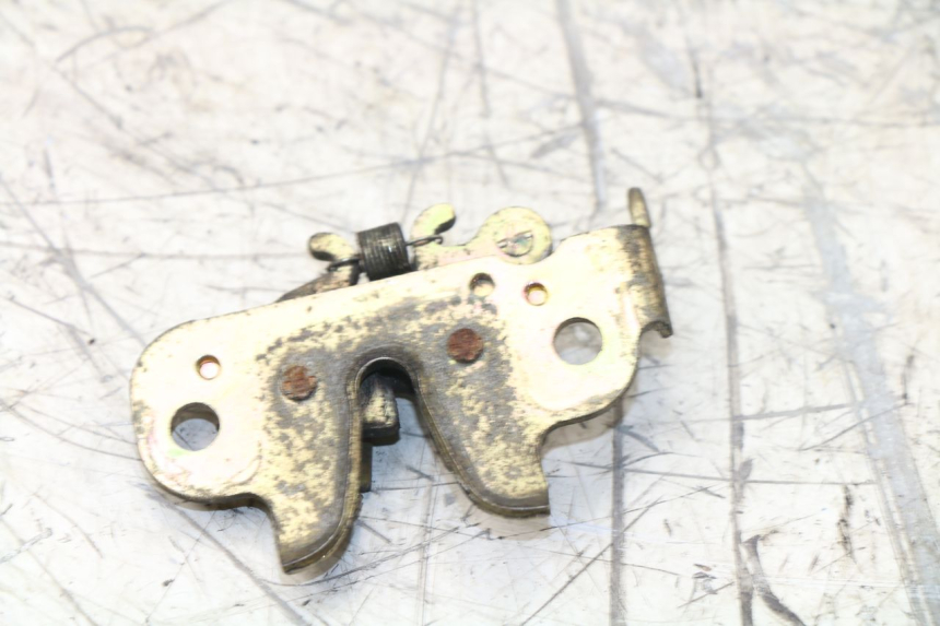 photo de CERRADURA DE ASIENTO PEUGEOT CITYSTAR 50 (2013 - 2017)