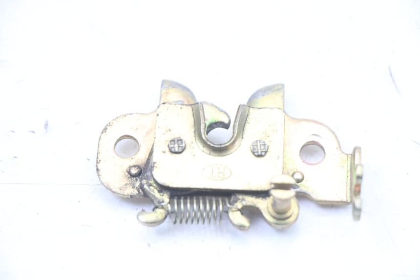 photo de CERRADURA DEL ASIENTO PEUGEOT KISBEE 4T 50 (2018 - 2022)