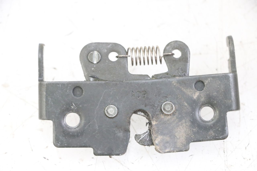 photo de CERRADURA DE ASIENTO PIAGGIO MP3 LT 400 (2007 - 2012)