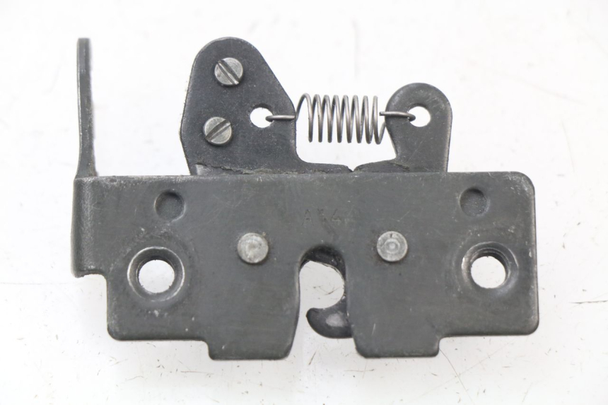 photo de CIERRE ASIENTO HOOK PIAGGIO PRIMAVERA 125 (2013 - 2021)