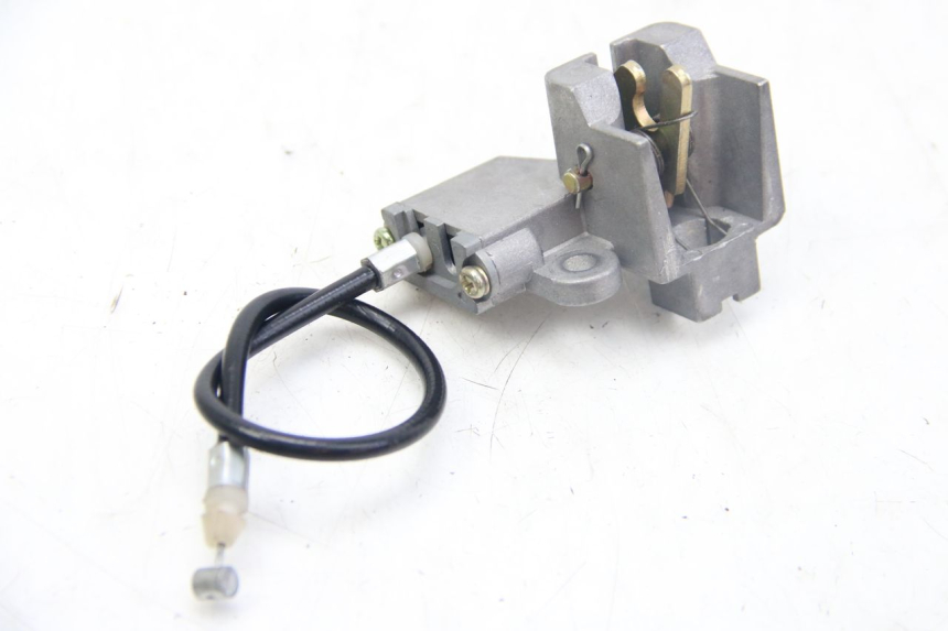 photo de CERRADURA DEL ASIENTO TNT MOTOR ROMA 12' 2T 50 (2007 - 2018)