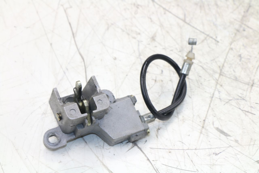 photo de CERRADURA DEL ASIENTO TNT MOTOR ROMA 12' 2T 50 (2007 - 2018)