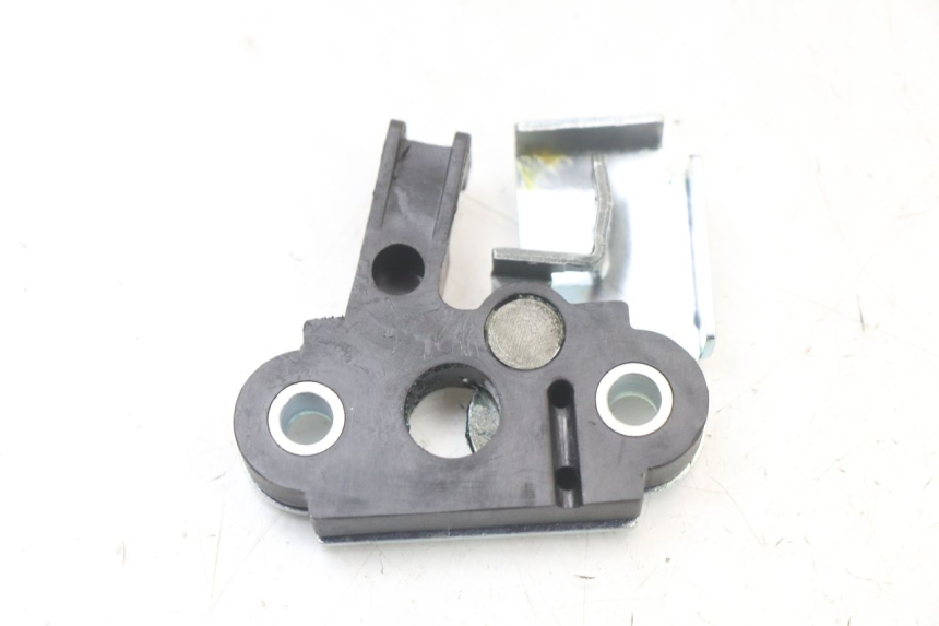 photo de CIERRE ASIENTO HOOK ROYAL ENFIELD SCRAM 411 (2022 - 2024)